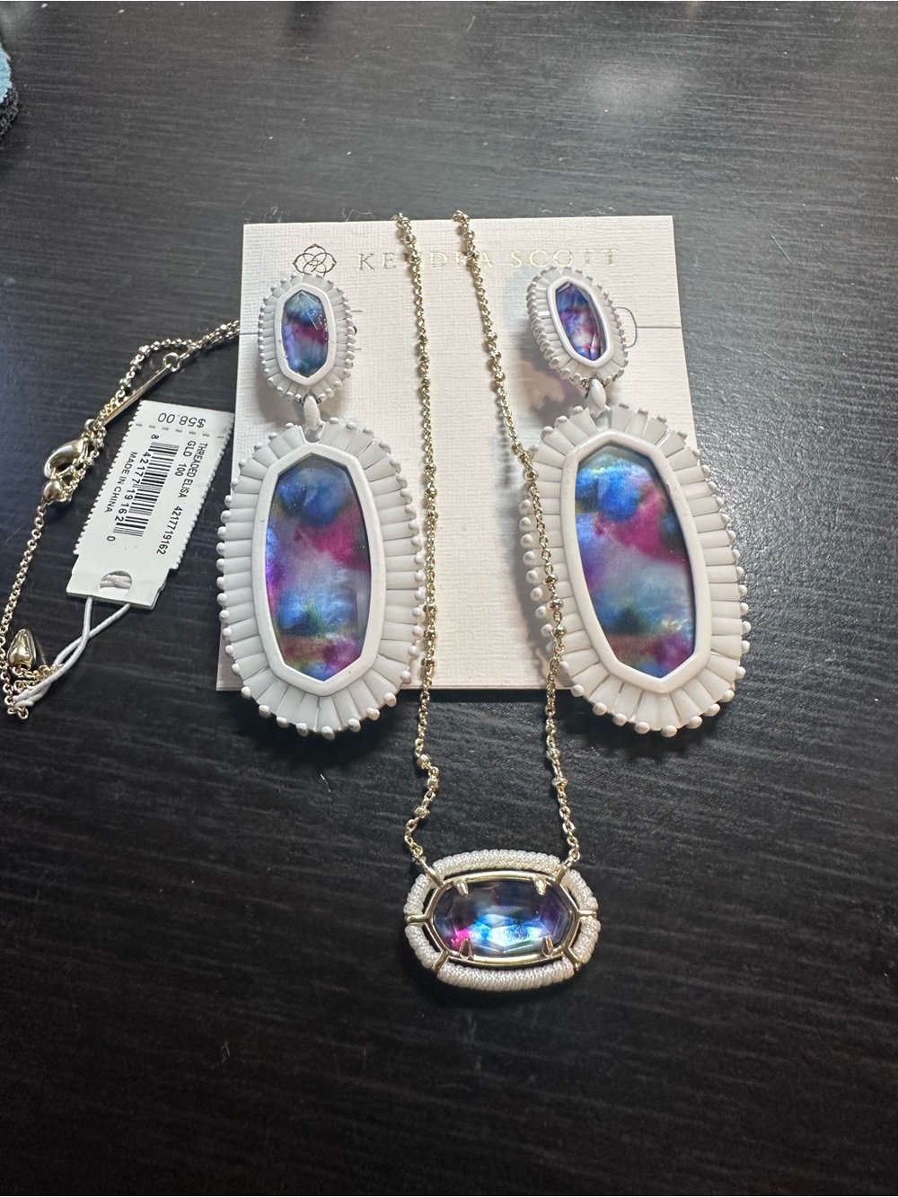 VGUC Kendra Scott Custom Matte White & Tie Dye Illusion Kaki Earrings & Necklace